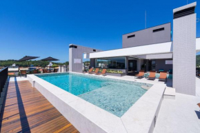 Adra 106 - Apartamento no centro de Bombinhas - Rooftop com piscina e academia - À poucos metros da praia, Bombinhas